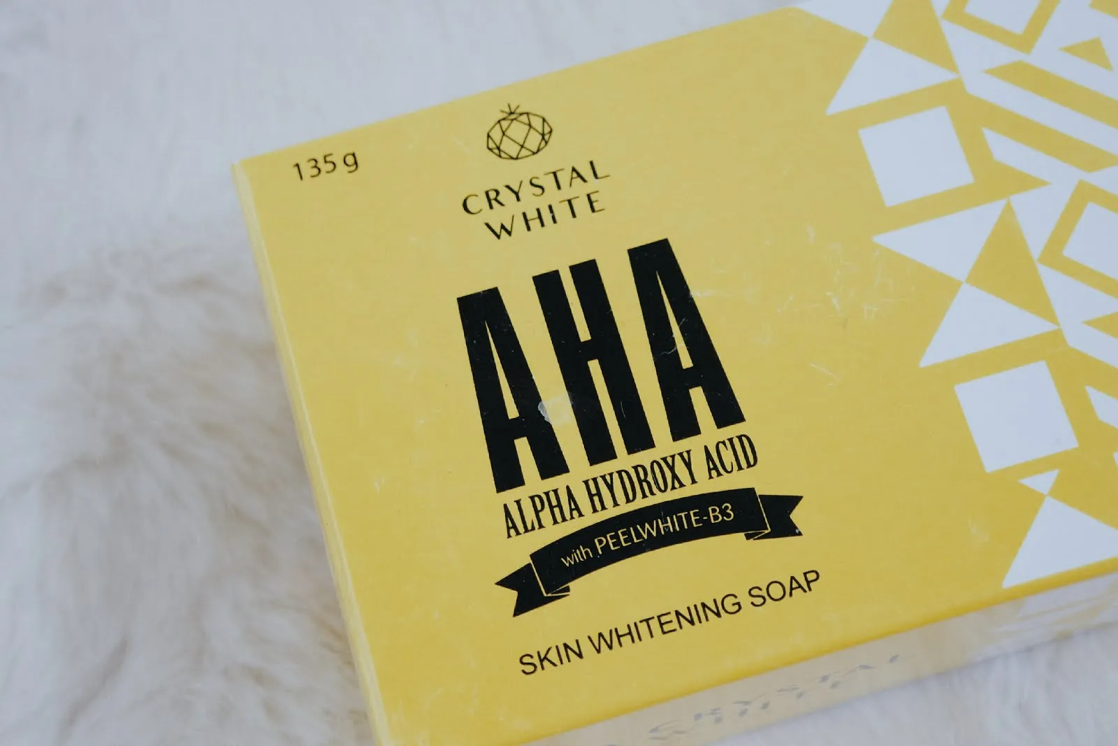 24509 aha whitening soap packaging